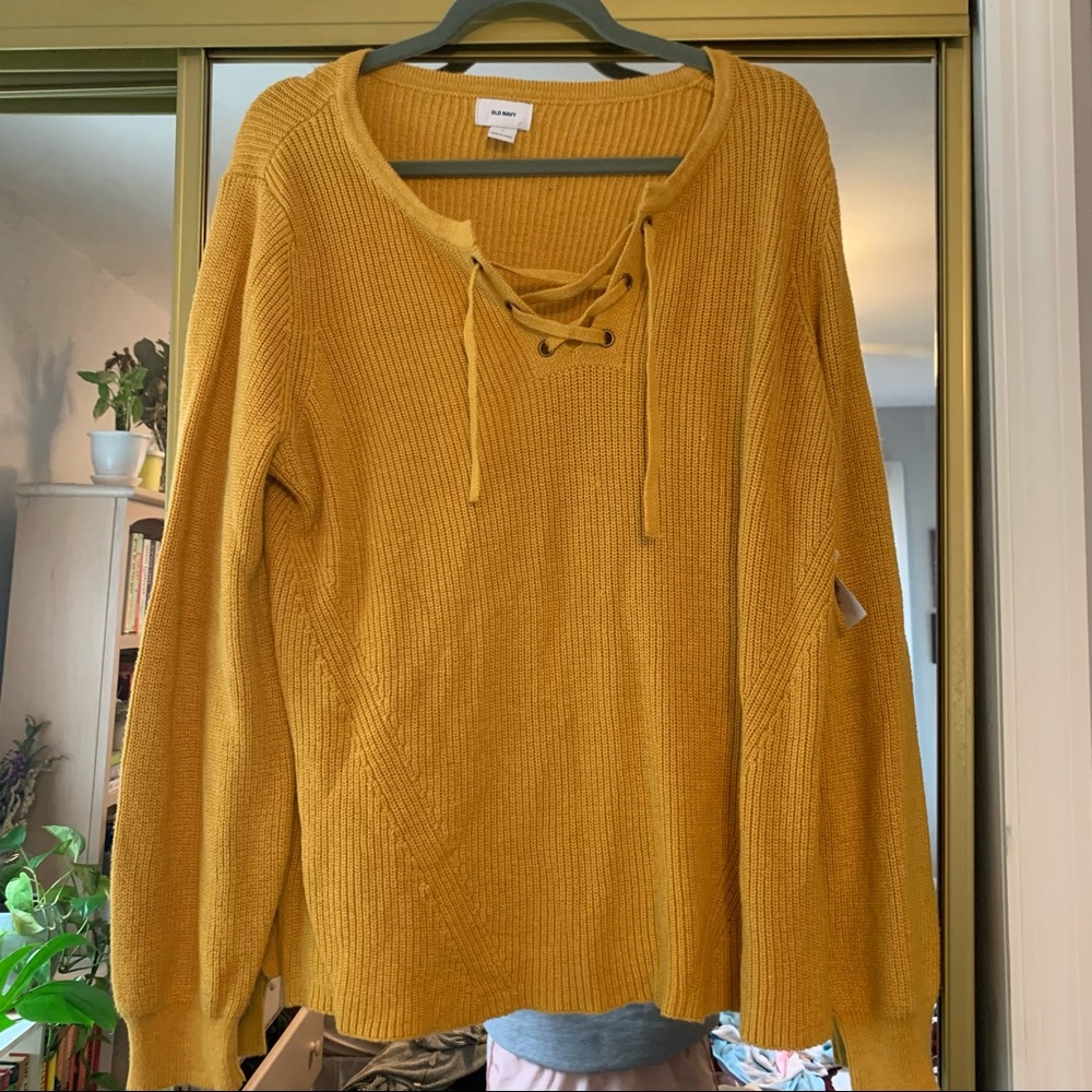 Old Navy Women’s Sweater